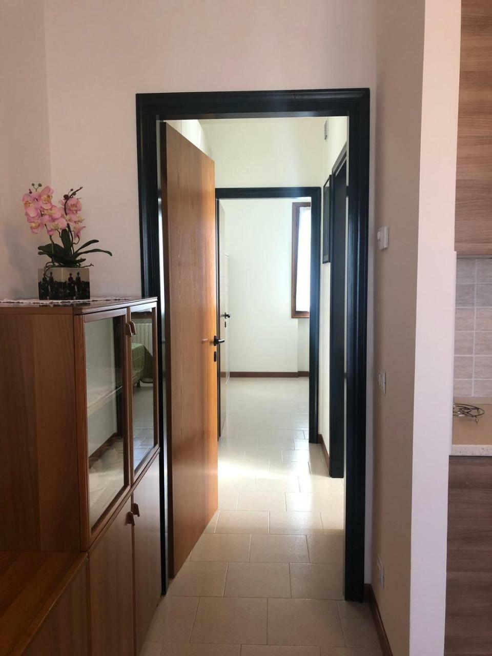 סירמיונה Appartamenti Fiordaliso מראה חיצוני תמונה